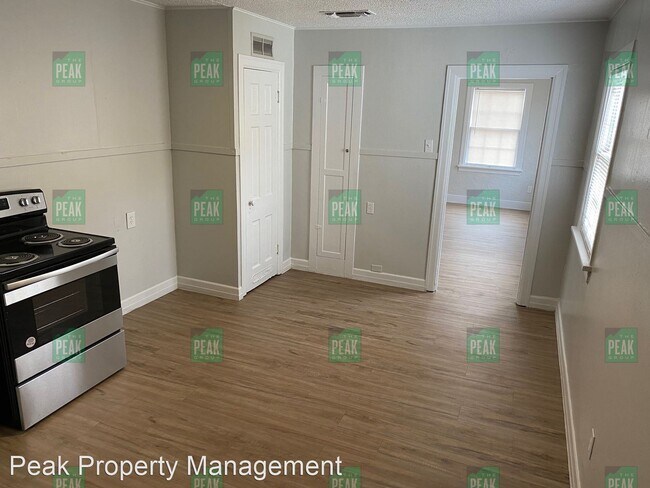 Building Photo - 3 br, 1 bath House - 2216 28th St