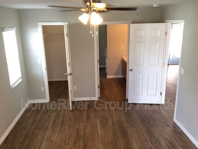 Building Photo - 1064 Scenic View Cir