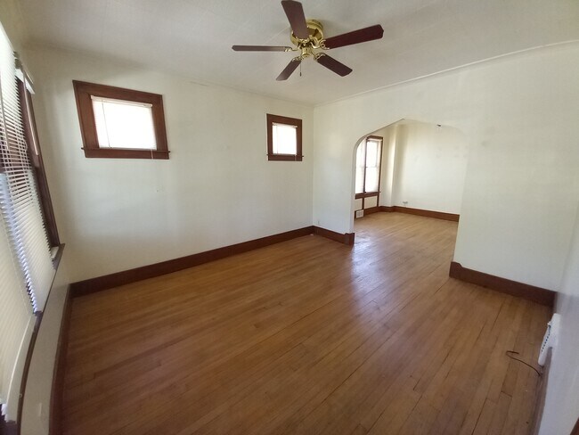 Living Room - 1417 Beaconsfield Ave