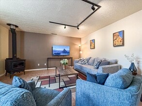 Building Photo - 521 Camino Solano