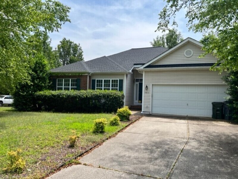 Primary Photo - 1611 Ashley Downs Dr