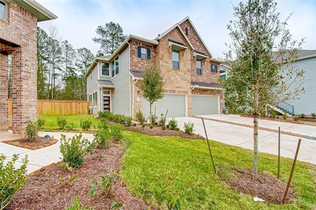 Building Photo - 332 N Spotted Fern Dr