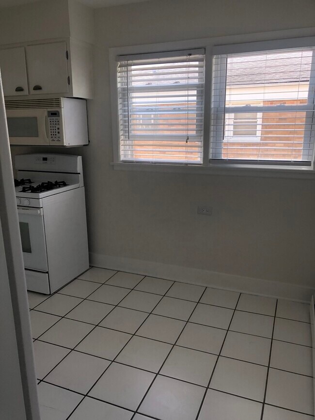 Foto del edificio - 1525 Homestead Rd