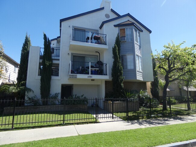 Foto del edificio - 2380 Chestnut Ave