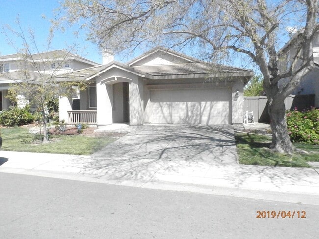 Very Cozy N.Natomas Single Story 4/2! (Please read entire ad prior to requesting an appointment) - Very Cozy N.Natomas Single Story 4/2!  (Please read entire ad prior to requesting an appointment) House