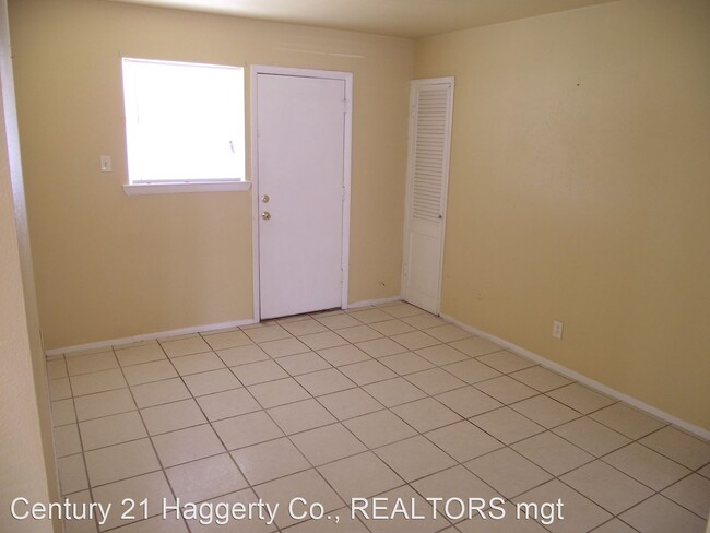 Building Photo - 3 br, 1.5 bath House - 5428 Edmonton Ave.