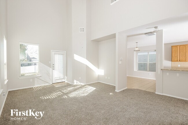 Foto del edificio - 1821 Prospect Ln