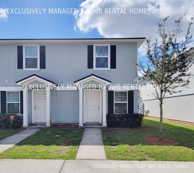 Building Photo - 8415 McGirts Village Ln