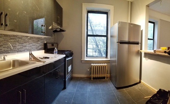 Foto del edificio - 971 E 34th St
