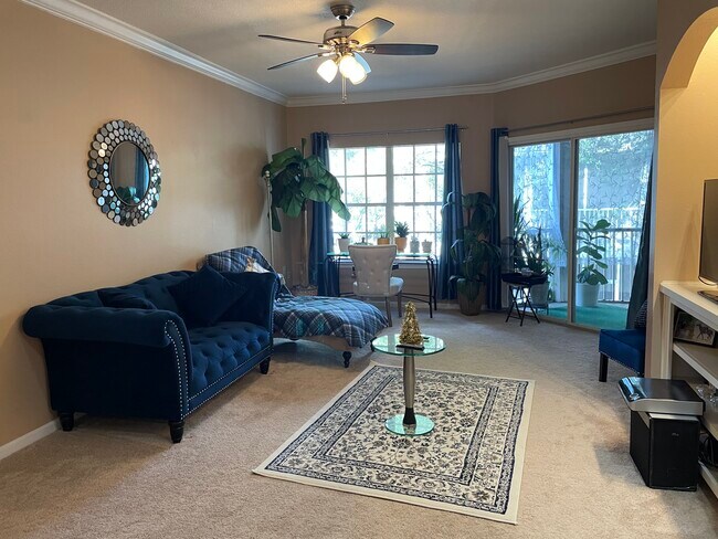 Foto del edificio - 10000 Gate Pky N