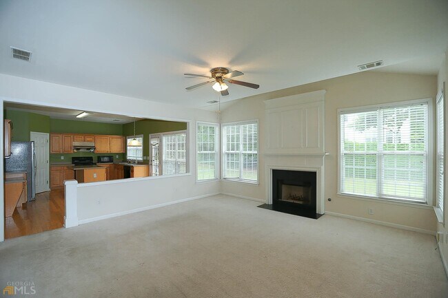 Building Photo - 8490 Friarbridge Dr