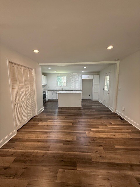 Foto del edificio - 4334 Winters Chapel Rd