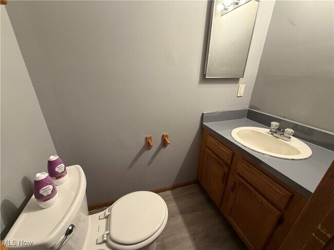 Foto del edificio - 4154 E 95th St