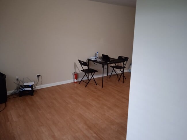 Hall - 1617 13th Ave S