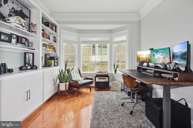 Foto del edificio - 8523 Westford Rd