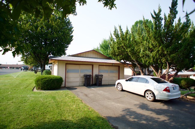 7102 Exterior Front - Alpine Way Duplexes