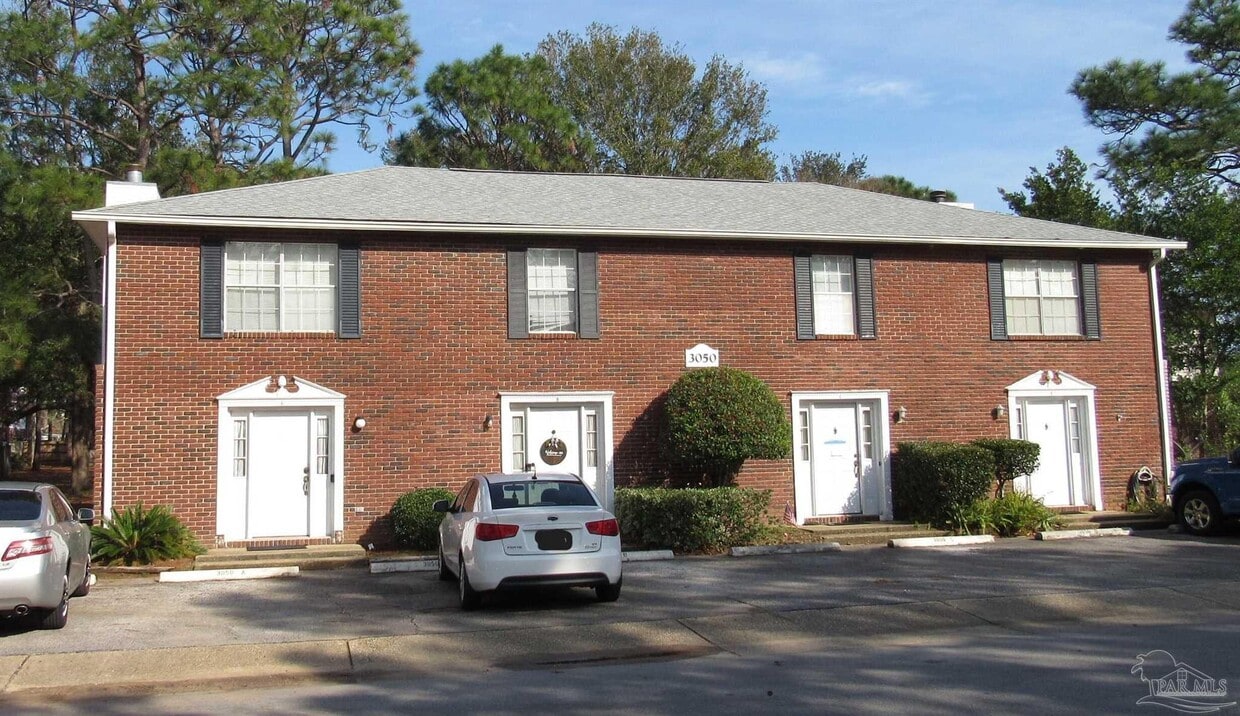 Primary Photo - 3050 Belle Meade Dr