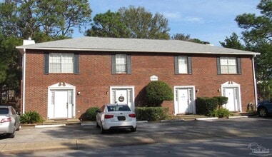 Building Photo - 3050 Belle Meade Dr