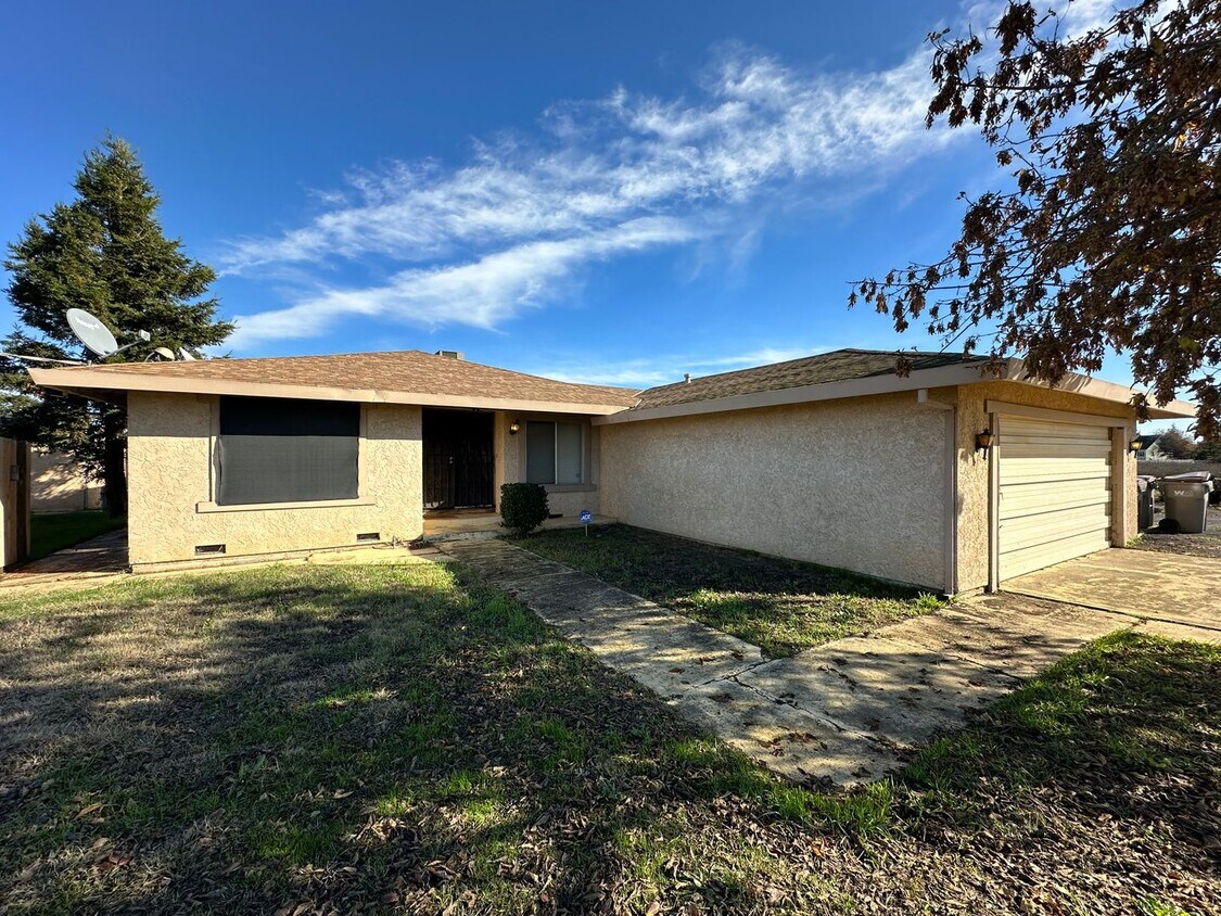 Foto principal - Three Bedroom - Country Living