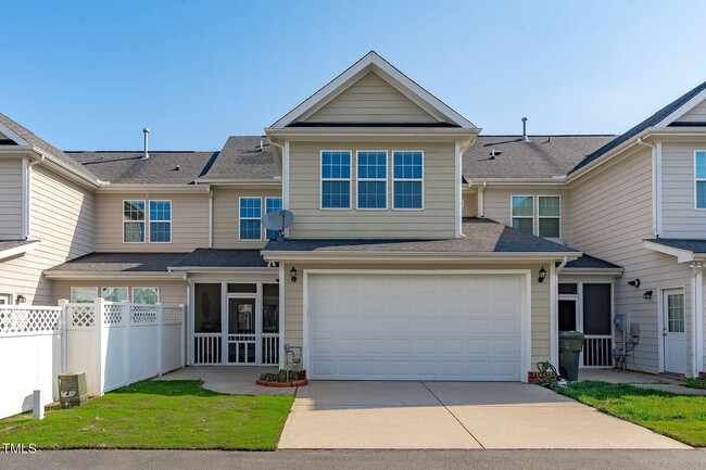 Foto del edificio - 633 Democracy St