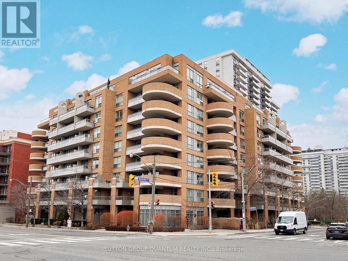 Photo principale - 245 Davisville Ave