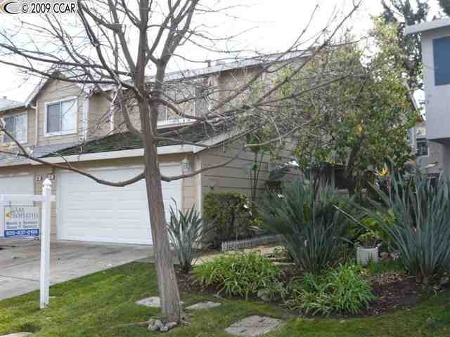 Primary Photo - 354 Bay Crest Dr
