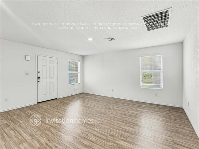 Building Photo - 136 Parish Ln