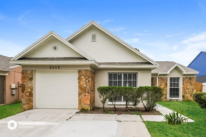 Foto principal - 8208 CLERMONT ST, TAMPA, FL 33637