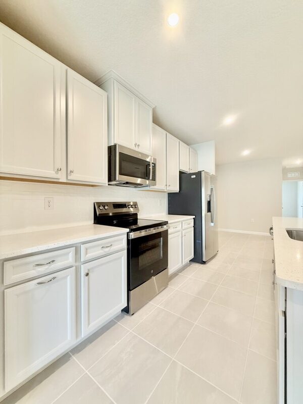 Building Photo - 499 Voltaire Dr