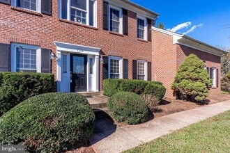 Building Photo - 1168 Taji Ct