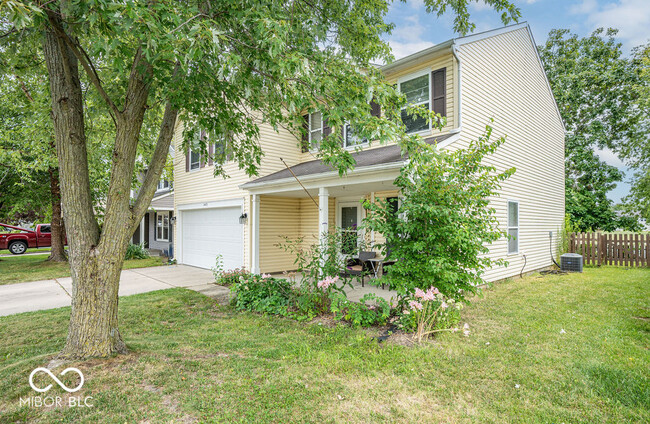 Building Photo - 14435 Forsythia Ln