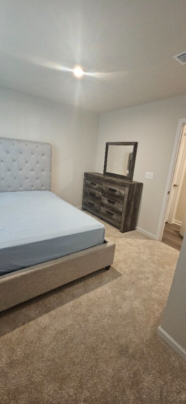 Foto del edificio - 3113 Clover Ln