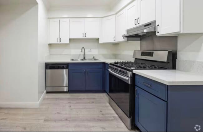 Photo - 1401 Superior Ave Apartment