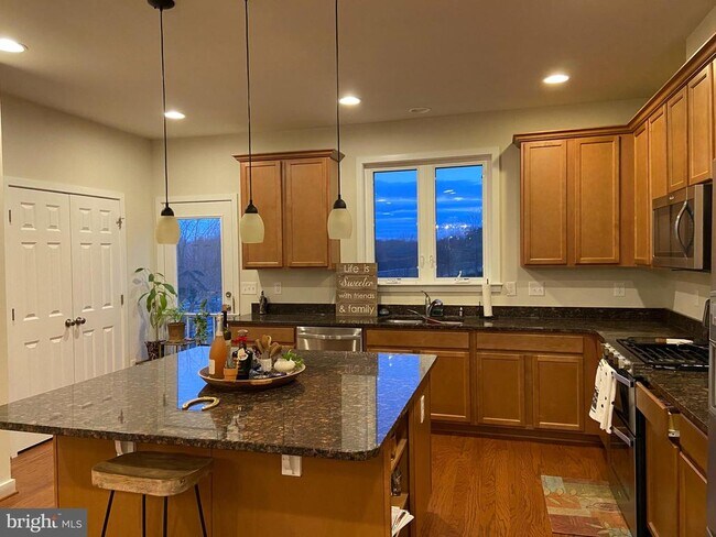 Foto del edificio - 45029 Graduate Terrace