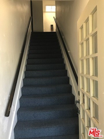 Foto principal - 1025 Locust Ave