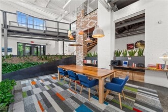 Building Photo - 2048 Fulton Rd