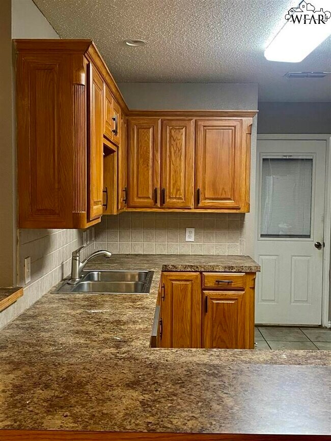 Building Photo - 4809 Olympic Dr