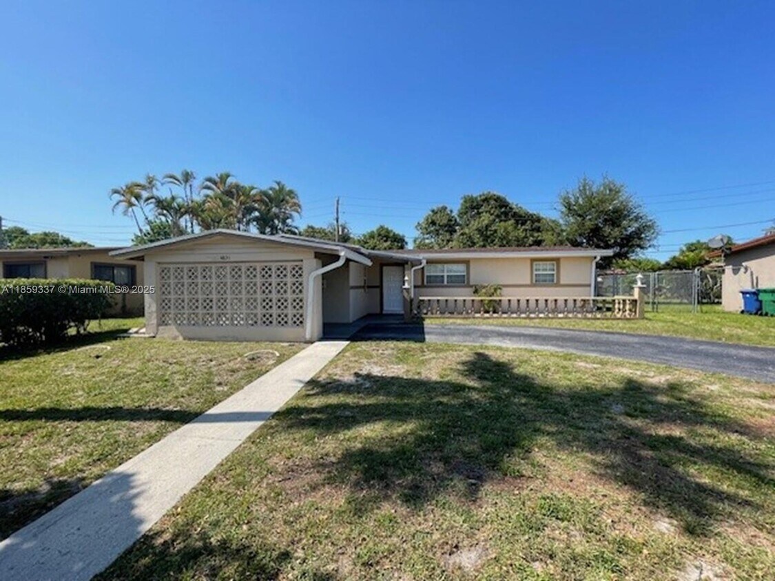 Primary Photo - 4831 NW 12th St