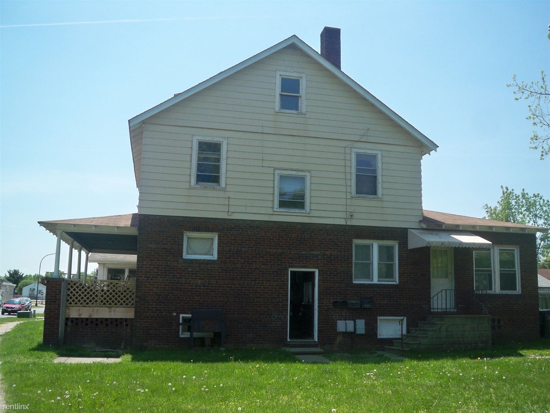 122 W River Rd N Unit 1, Elyria, OH 44035 Condo for Rent in Elyria, OH