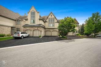 Building Photo - 1537 W Rue James Pl