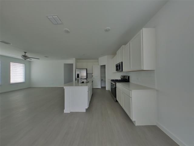 Foto del edificio - 10113 Regal Bnd Ln