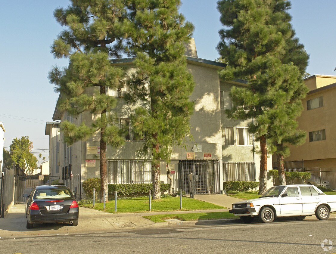 Foto principal - 1546 S Wilton Pl