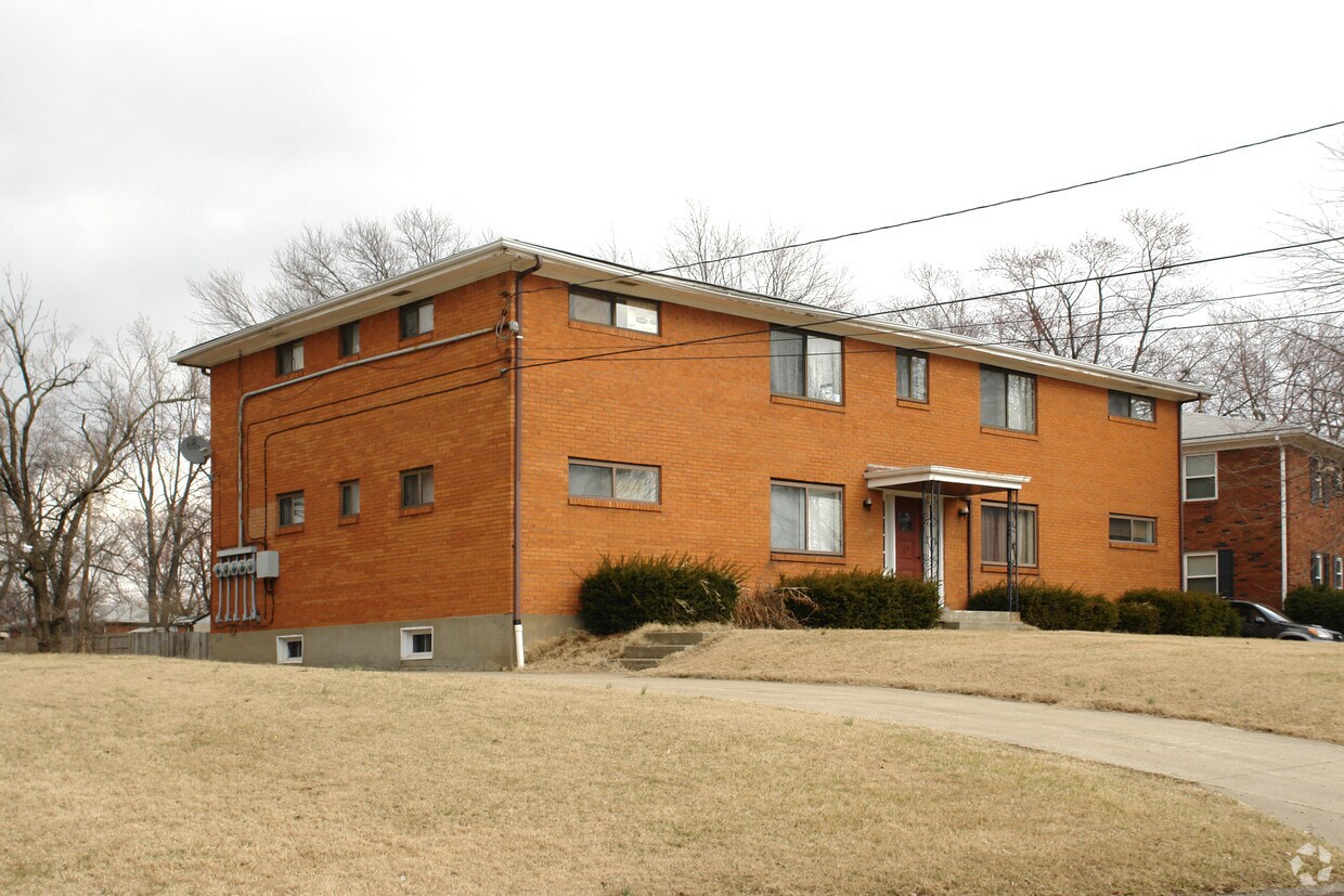Primary Photo - 3015 Pamela Way