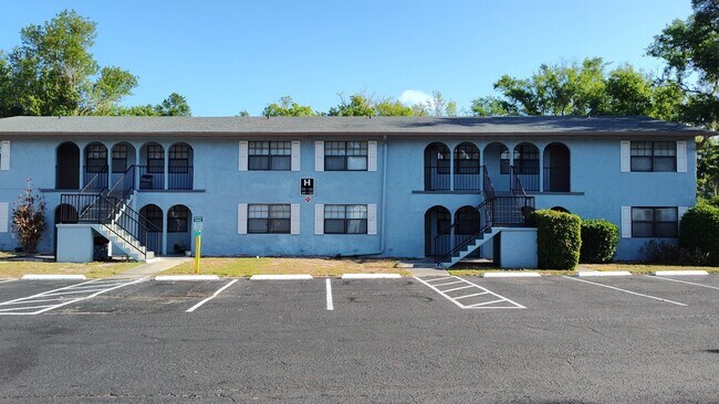 Foto del edificio - 3215 Baird Ave
