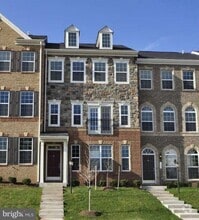 Building Photo - 1598 Kinnaird Terrace NE