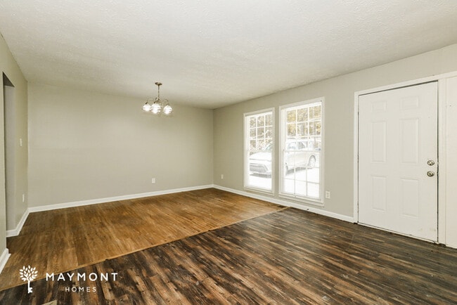 Building Photo - 3512 Collier Dr NW