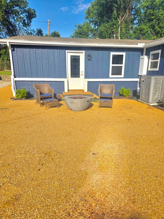 Building Photo - 4223 Skyview Ct