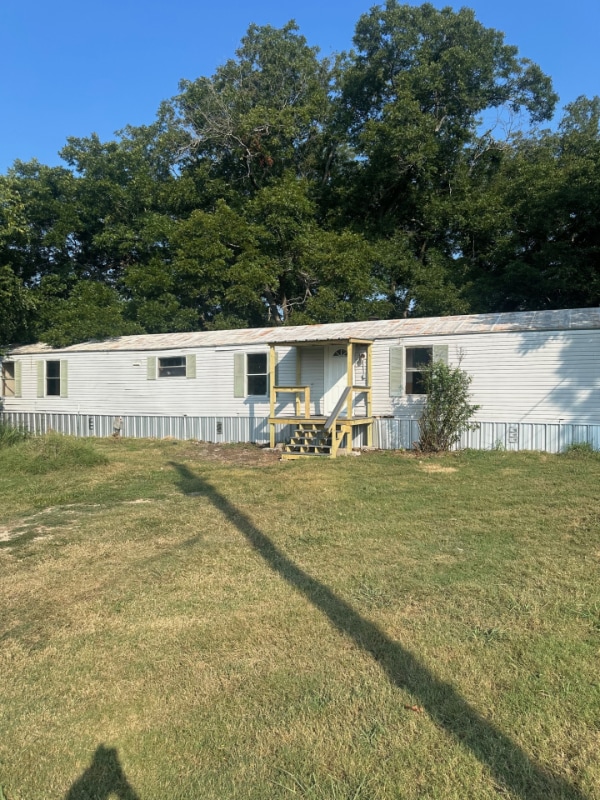 Building Photo - 111 Forest Creek Ln
