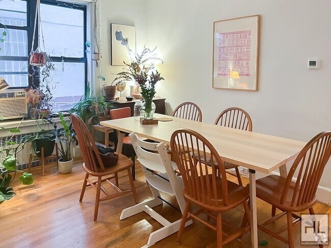 Building Photo - SULLIVAN PLACE / Renovated Full-Floor 1-Be...