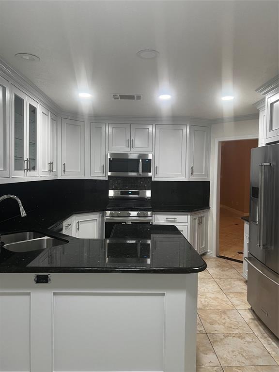 Building Photo - 7719 Valera Ln